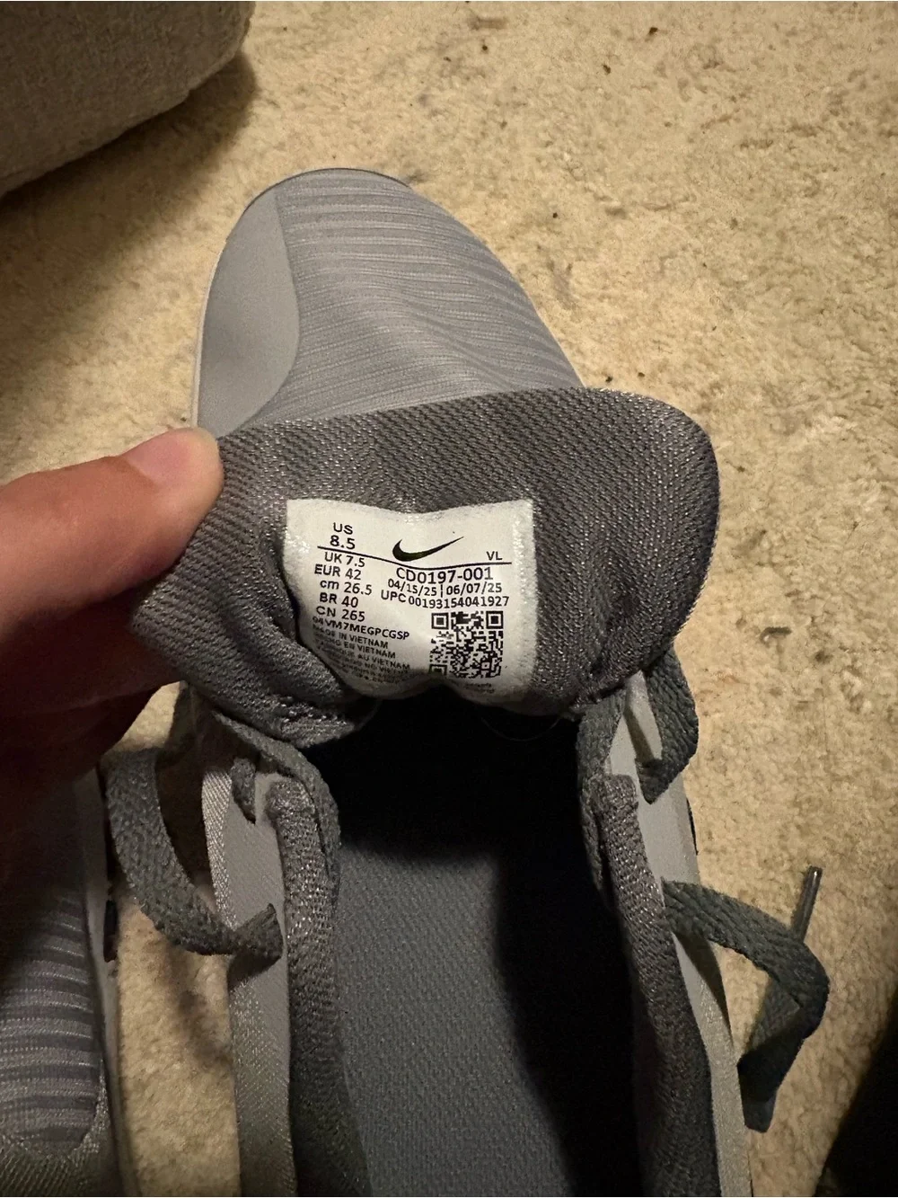 Nike Men’s Gray Athletic Sneakers